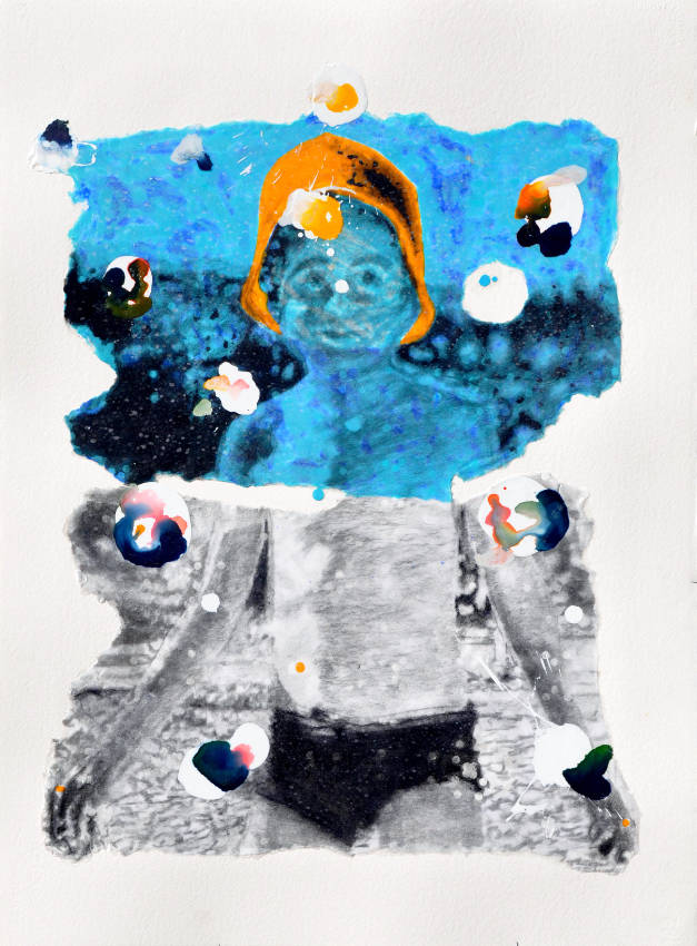 Bernard-Rousseau, “A. au Saulou à Larnagol sur la rivière Lot”, 2023, dessin au fusain et encre acrylique sur papier de soie résiné et marouflé papier Vélin d’Arches 650 gr., 77 x 57 cm.